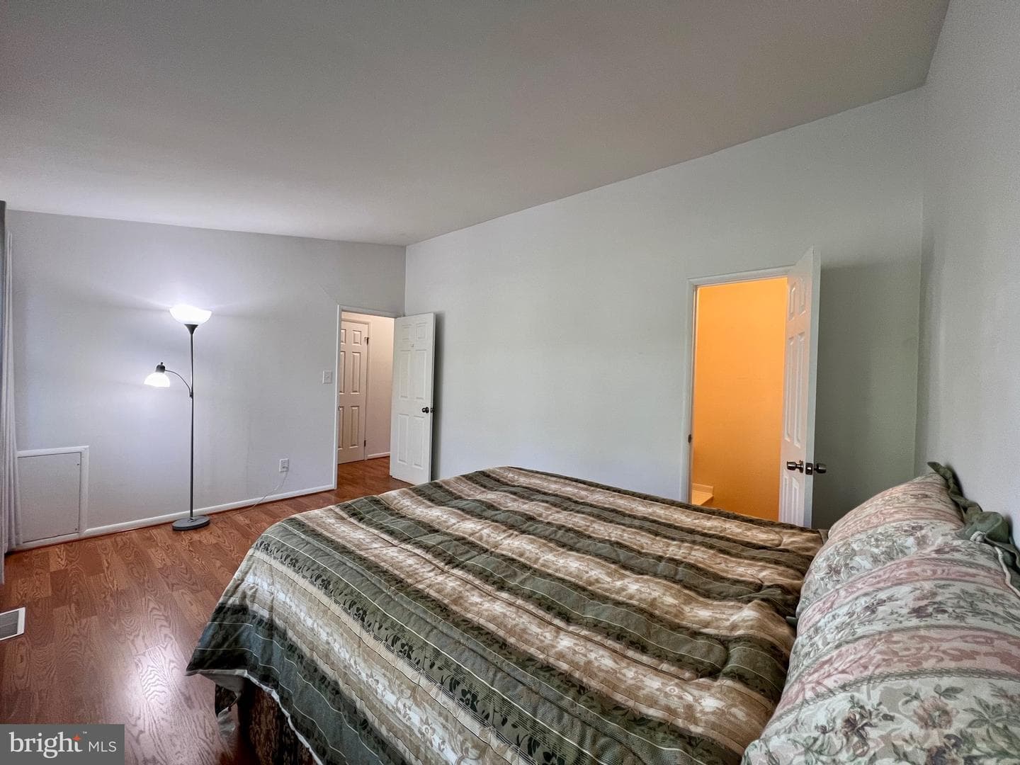 4401 Forest Glen Court #4401 photo 23