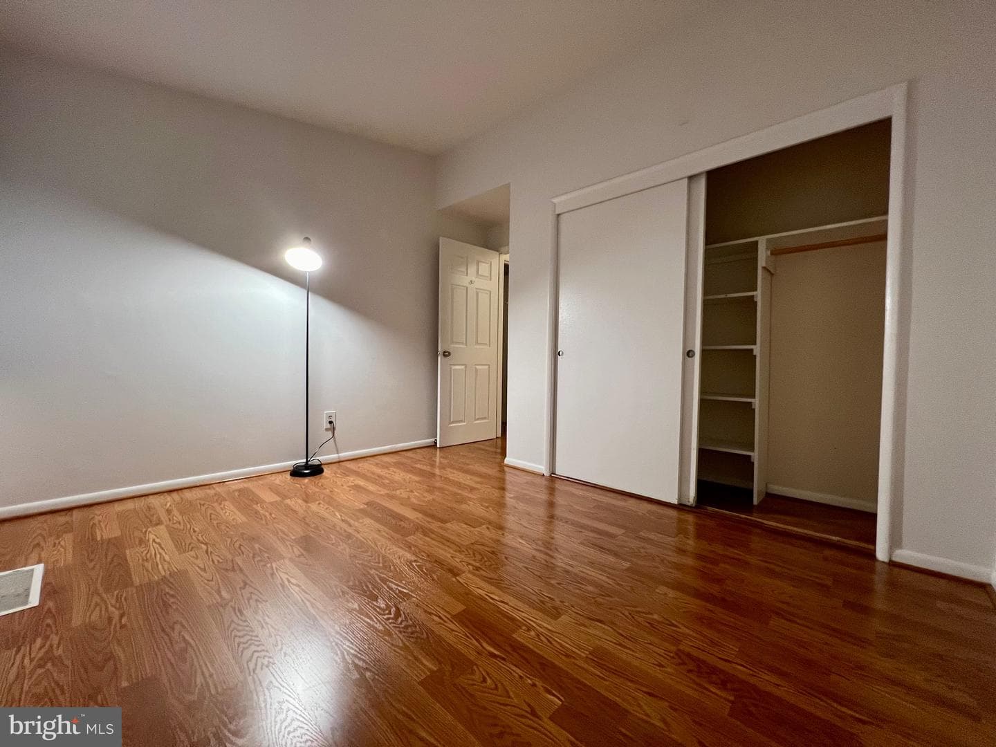 4401 Forest Glen Court #4401 photo 35