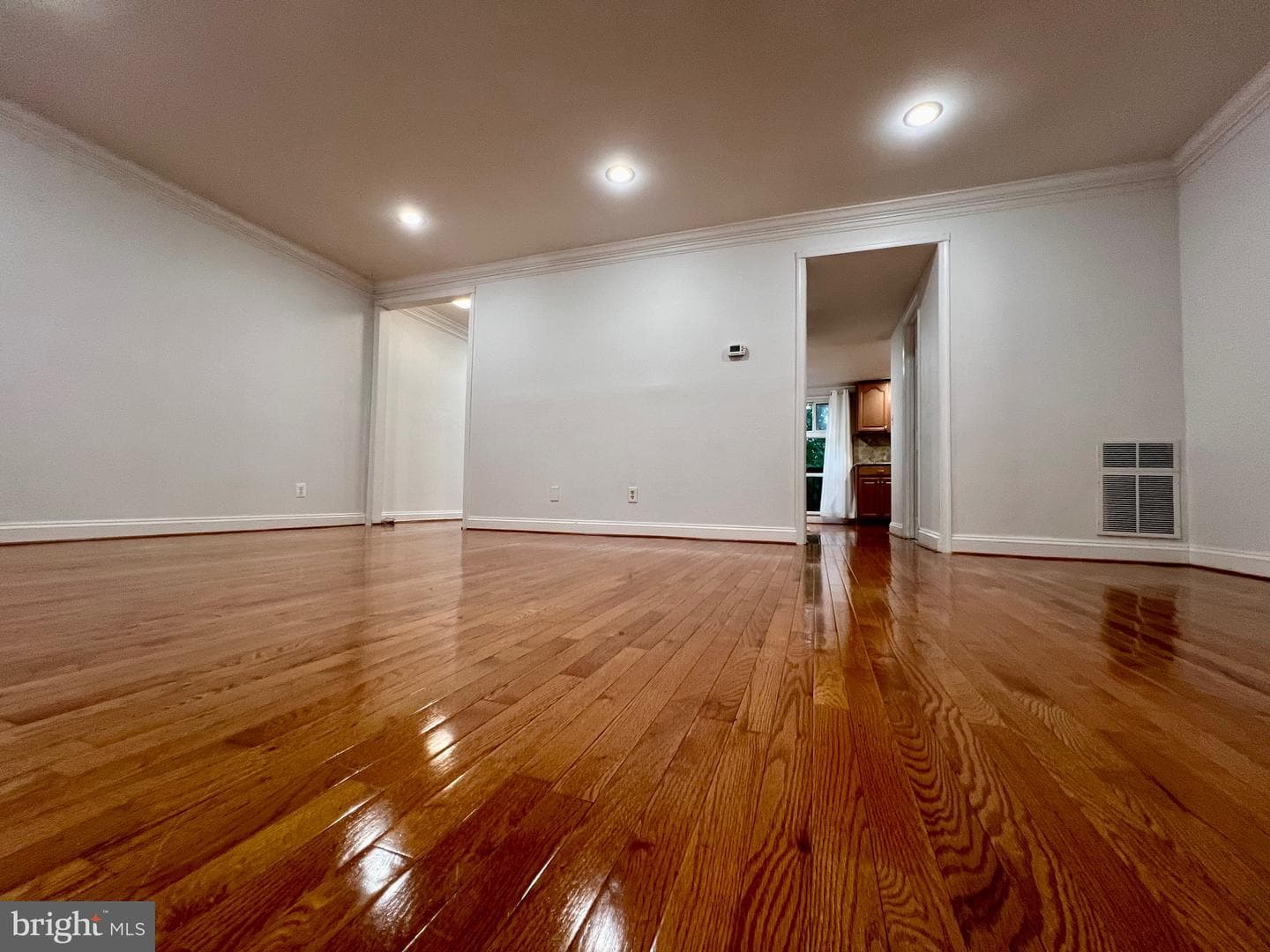4401 Forest Glen Court #4401 photo 4