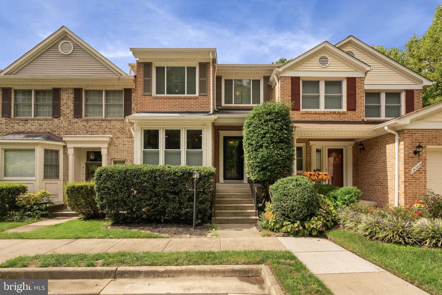 9103 Golden Sunset Lane photo 1