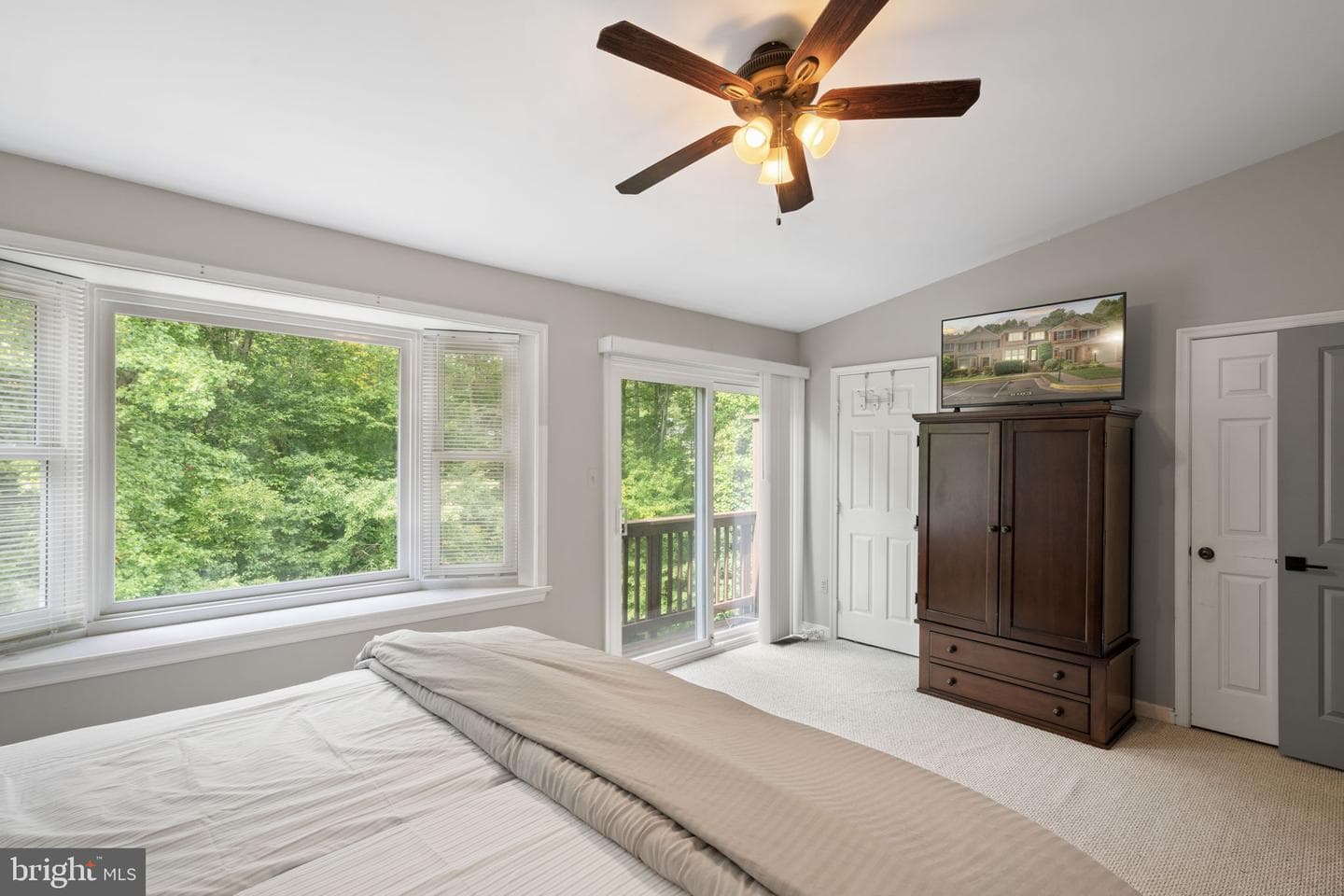 9103 Golden Sunset Lane photo 30