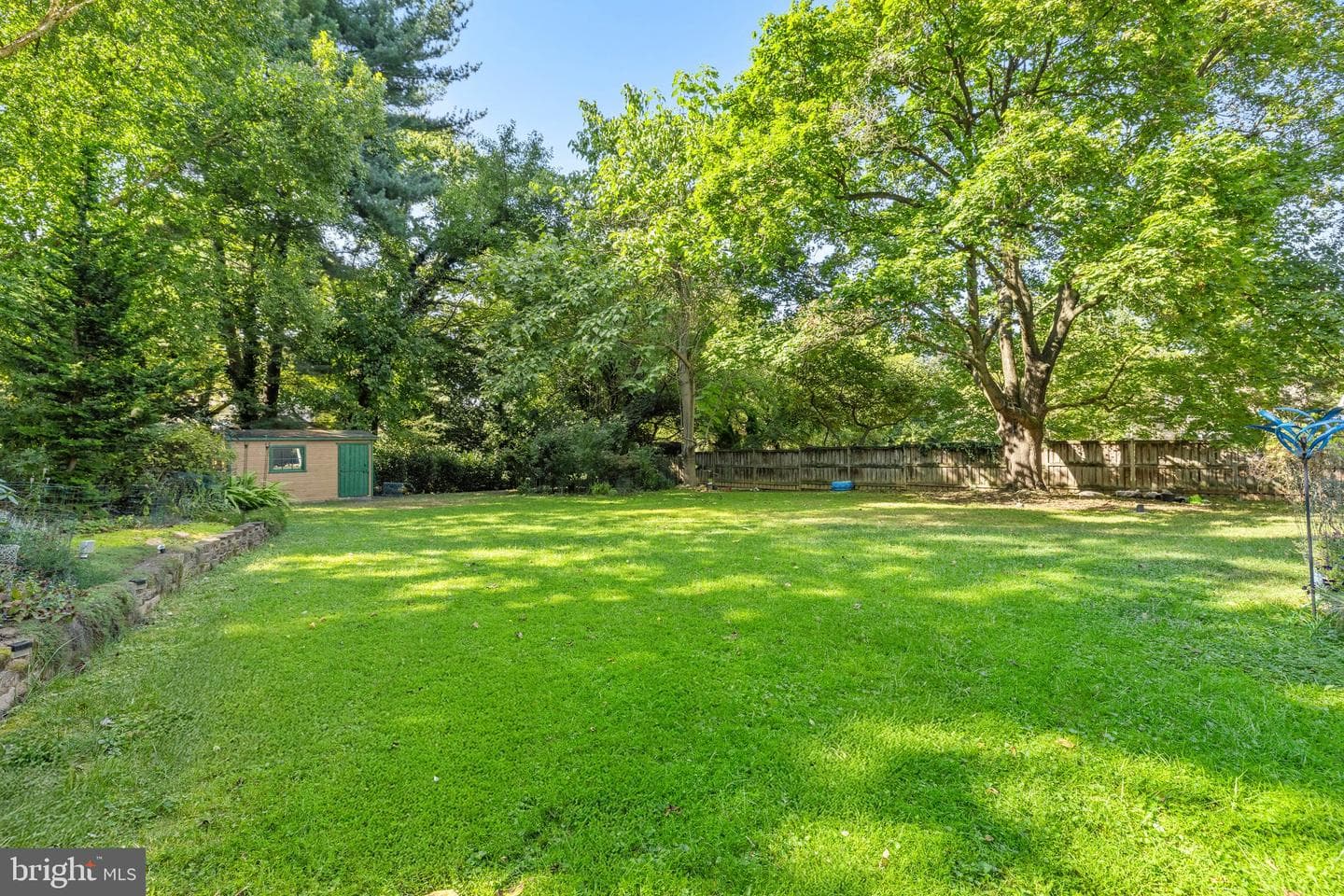 1640 Irvin photo 30