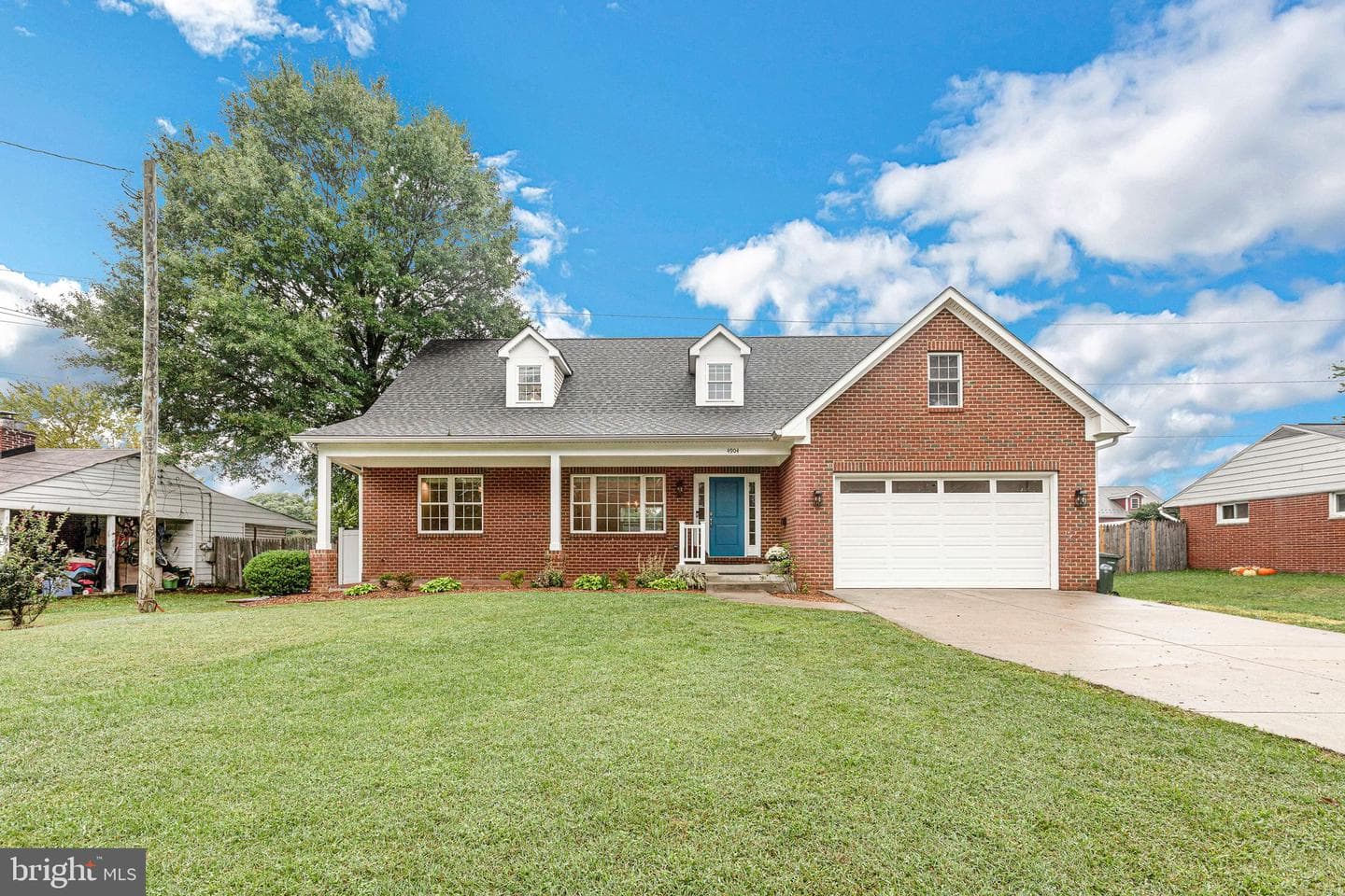 4904 Apple Tree Drive photo 1