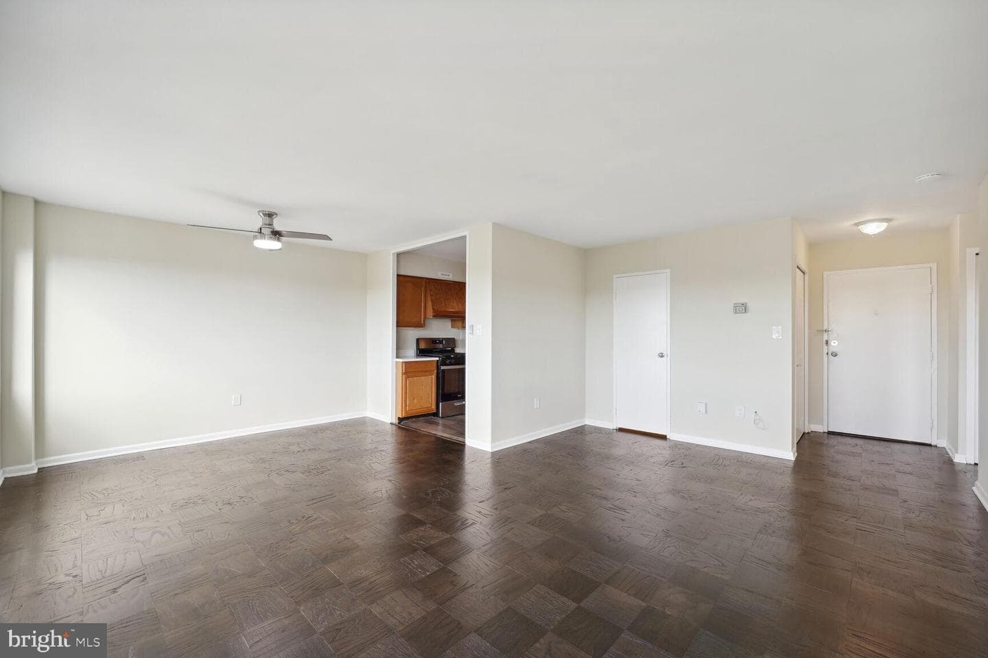 6631 Wakefield Drive #918a photo 4