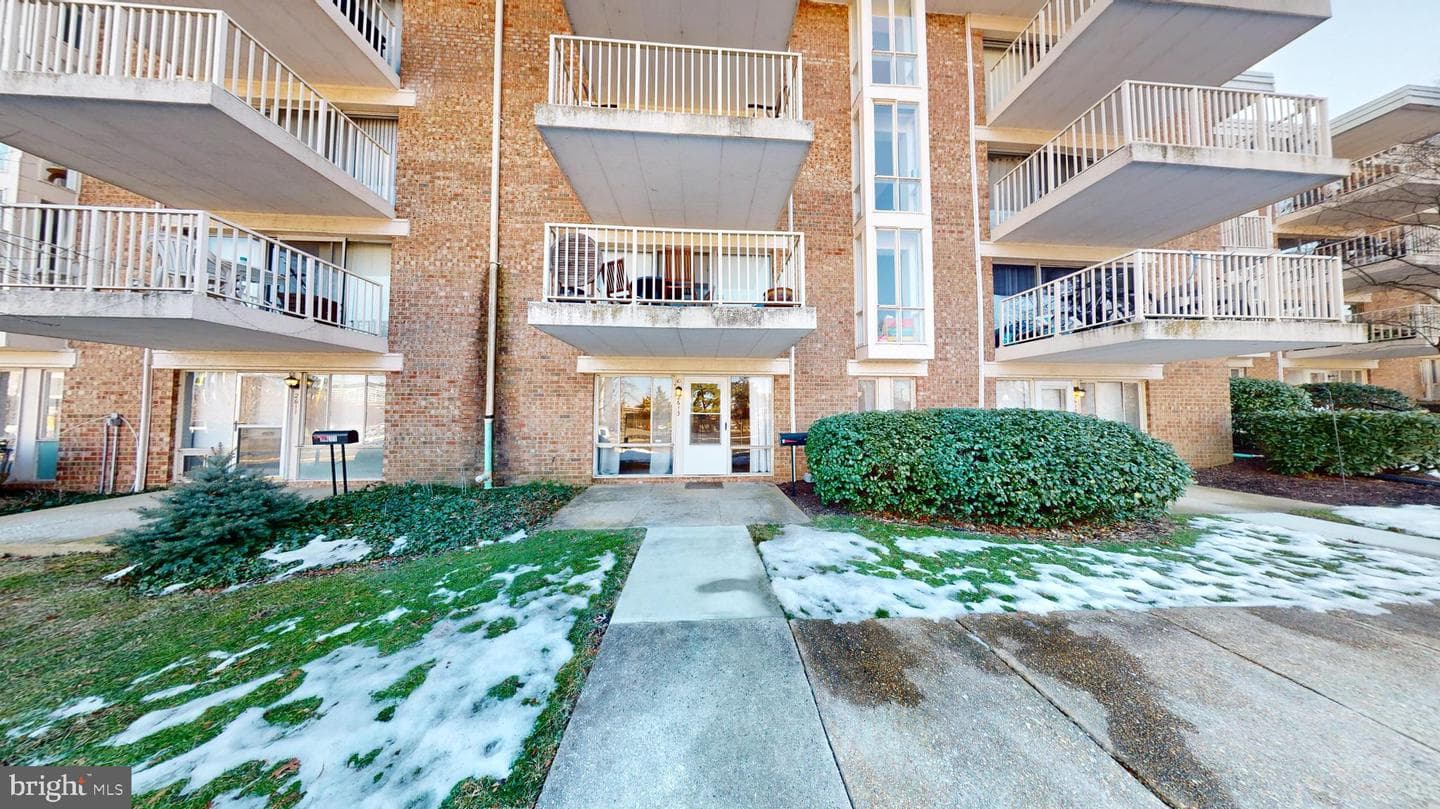 2613 Huntington Avenue #50 photo 3