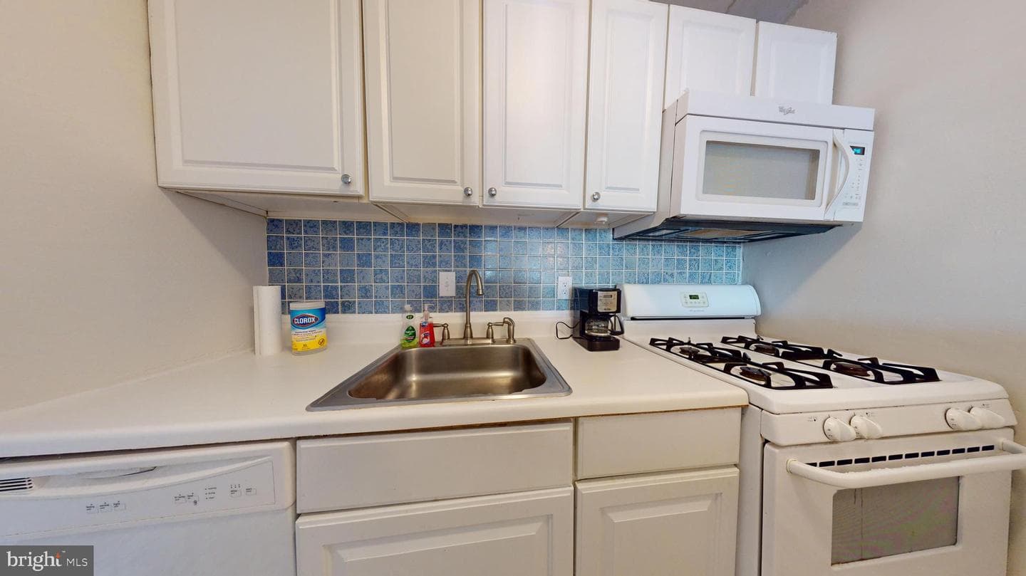 2613 Huntington Avenue #50 photo 6