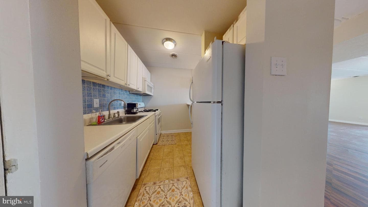 2613 Huntington Avenue #50 photo 8