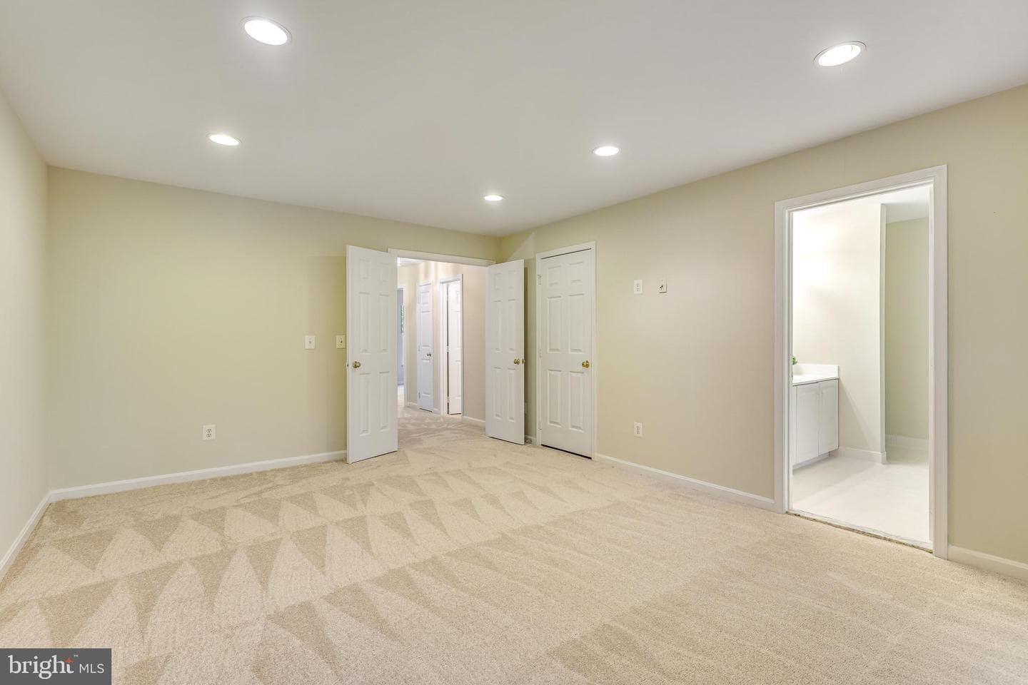 9403 Van Arsdale Drive photo 25