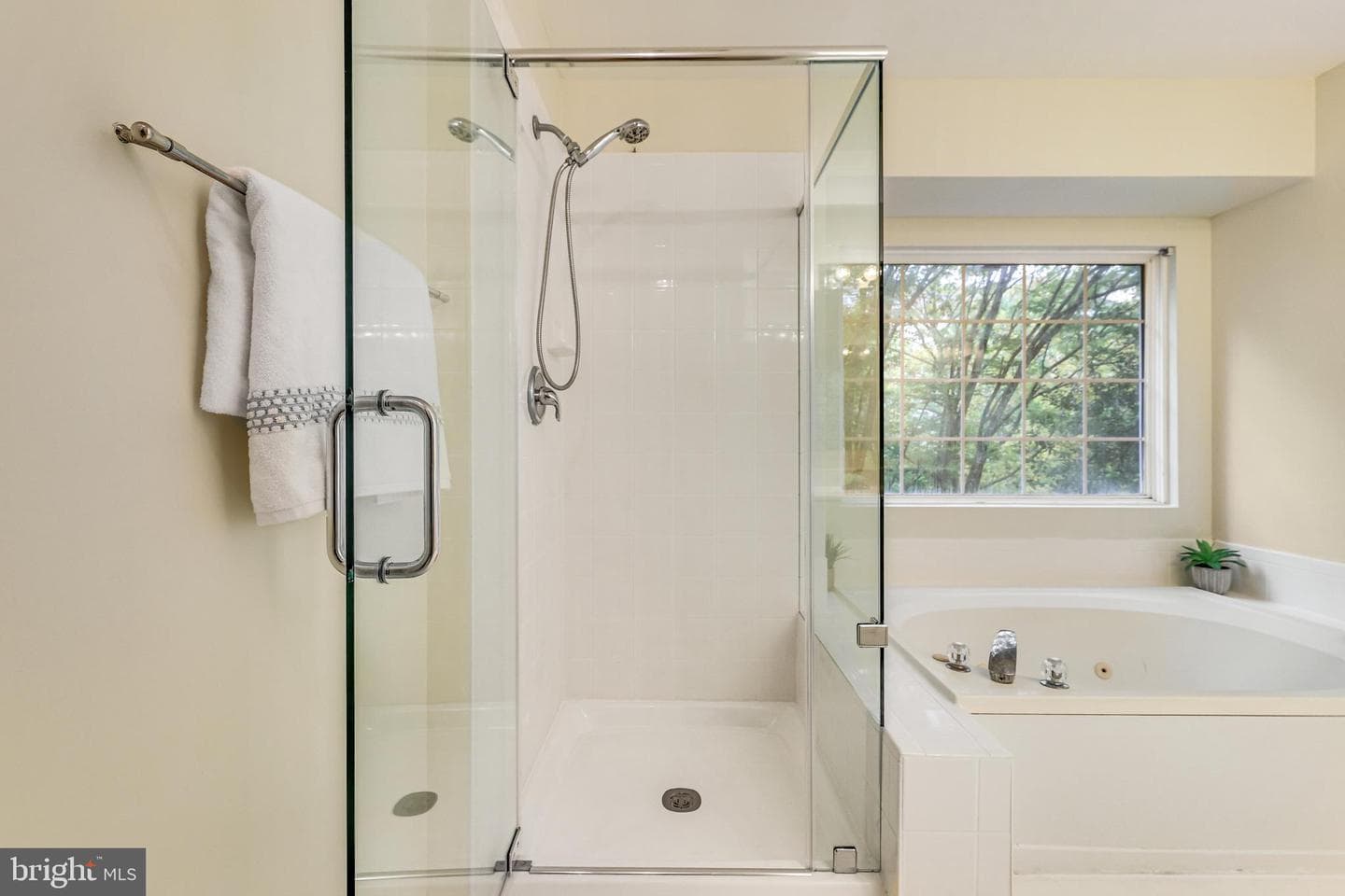9403 Van Arsdale Drive photo 29