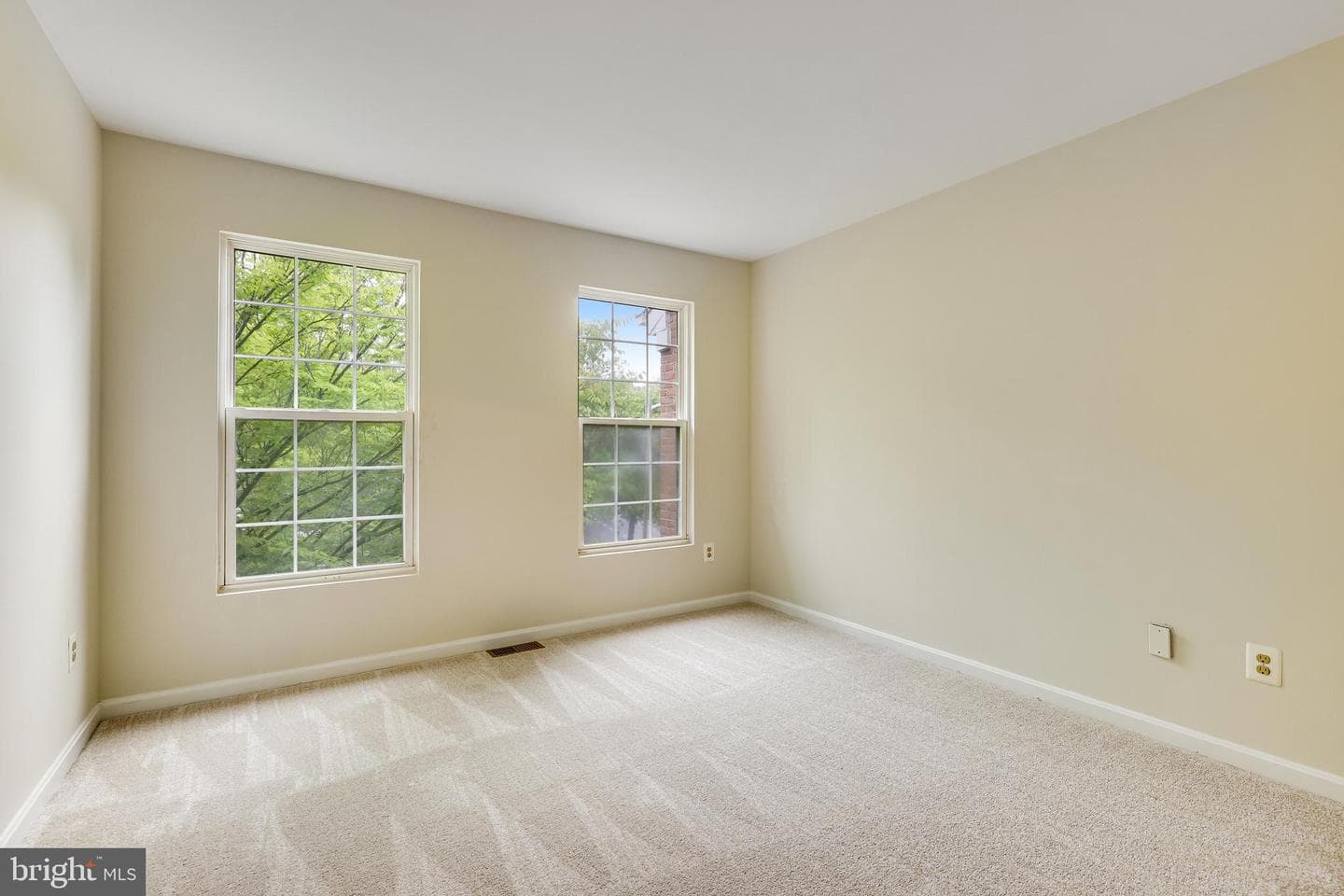 9403 Van Arsdale Drive photo 31