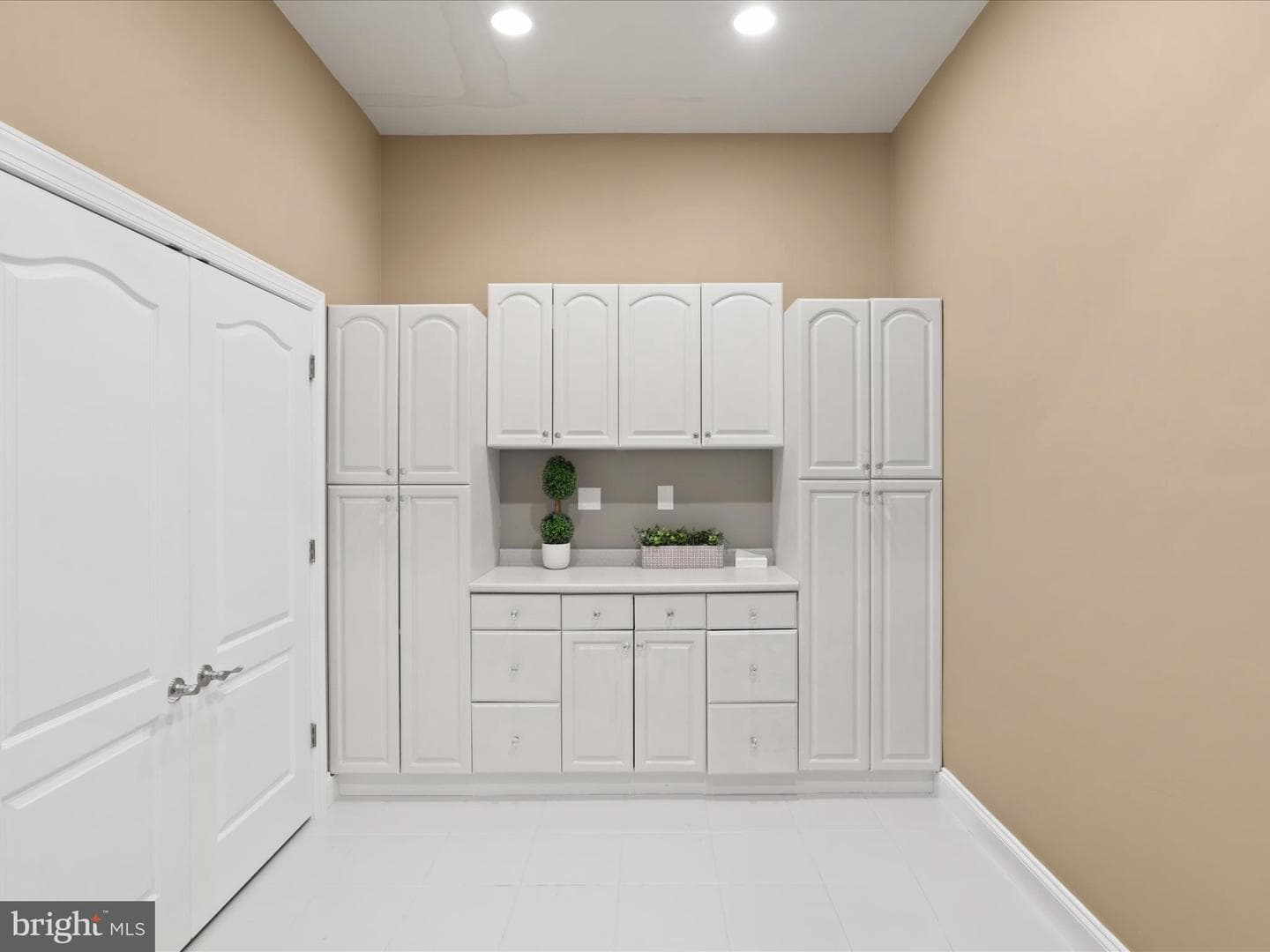 10207 Brittenford Drive photo 32