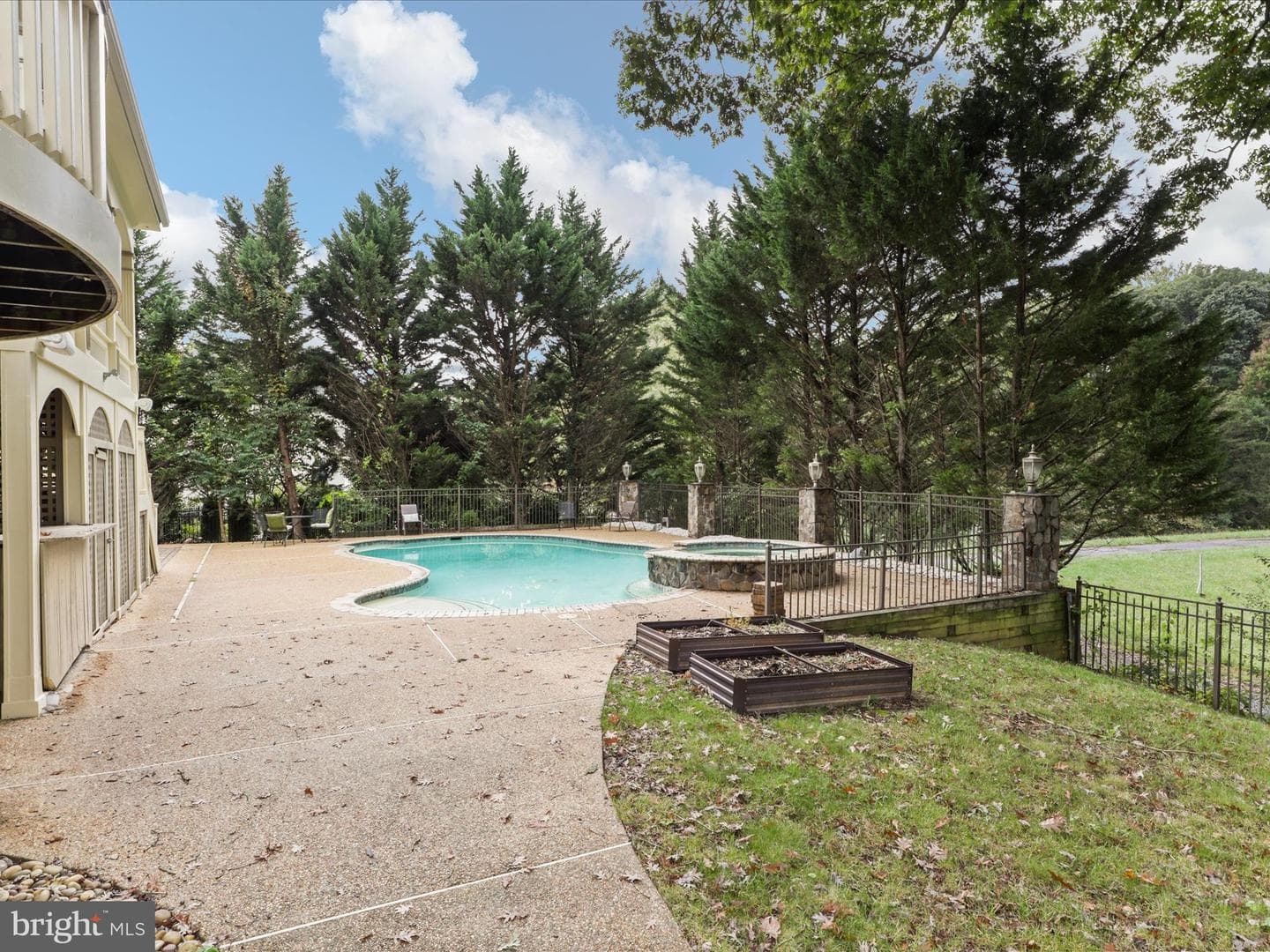10207 Brittenford Drive photo 71