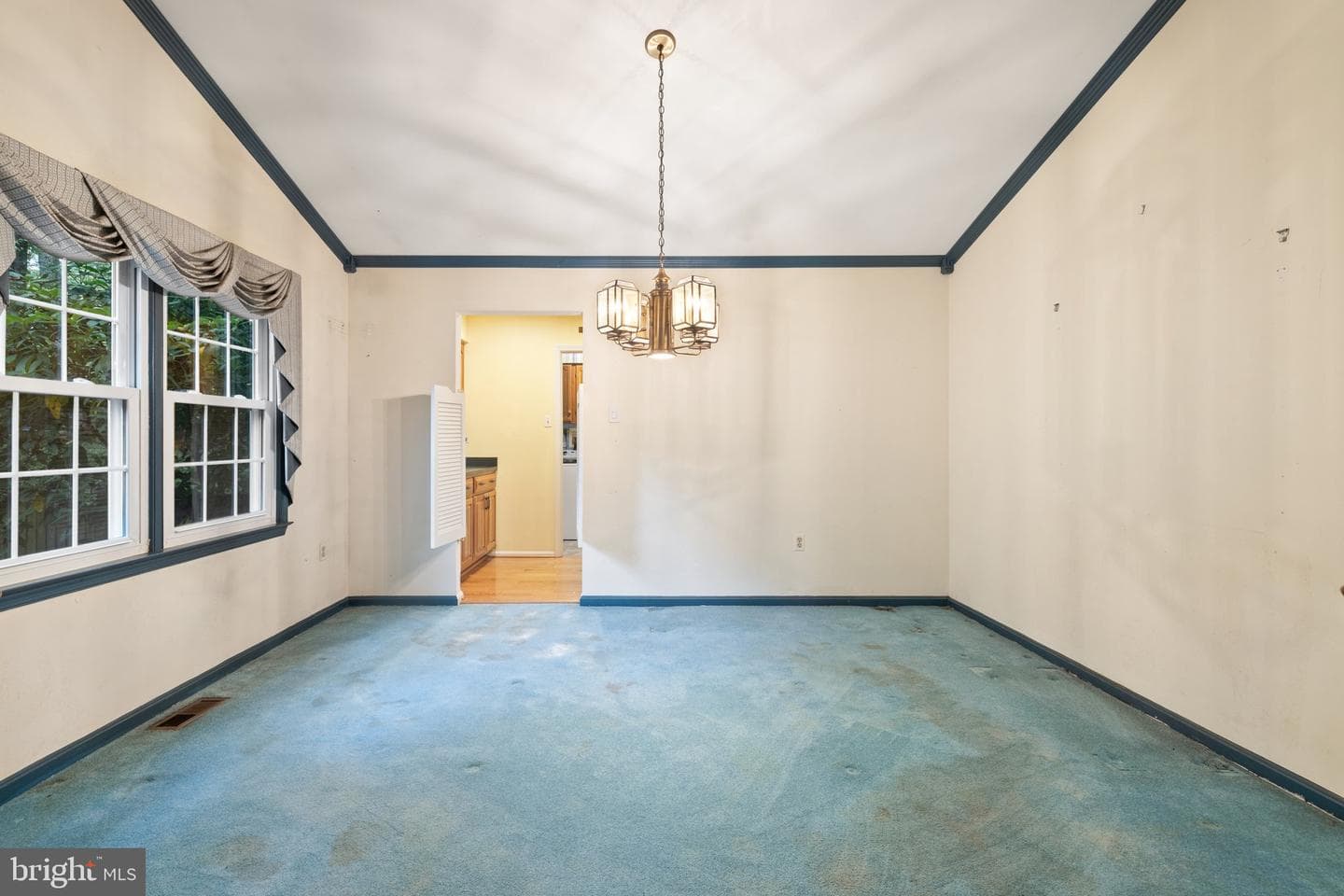 9866 Natick Road photo 15