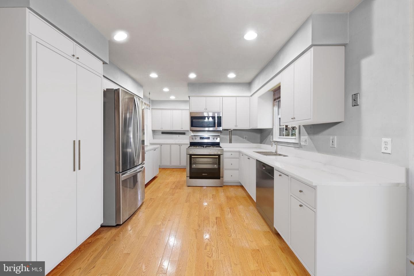 9866 Natick Road photo 19