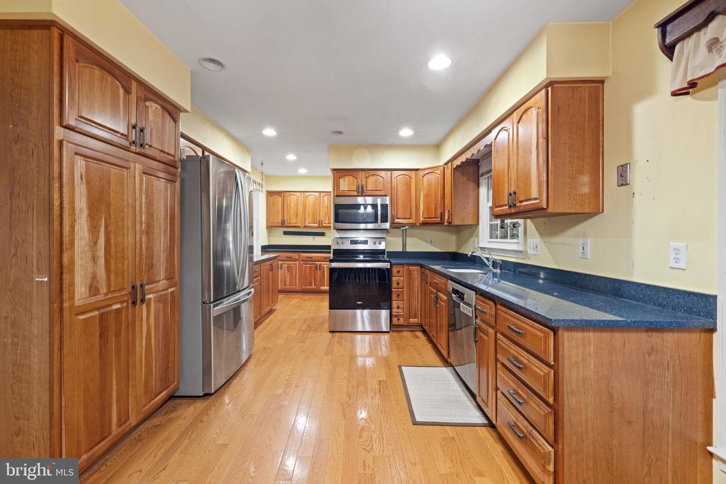 9866 Natick Road photo 20