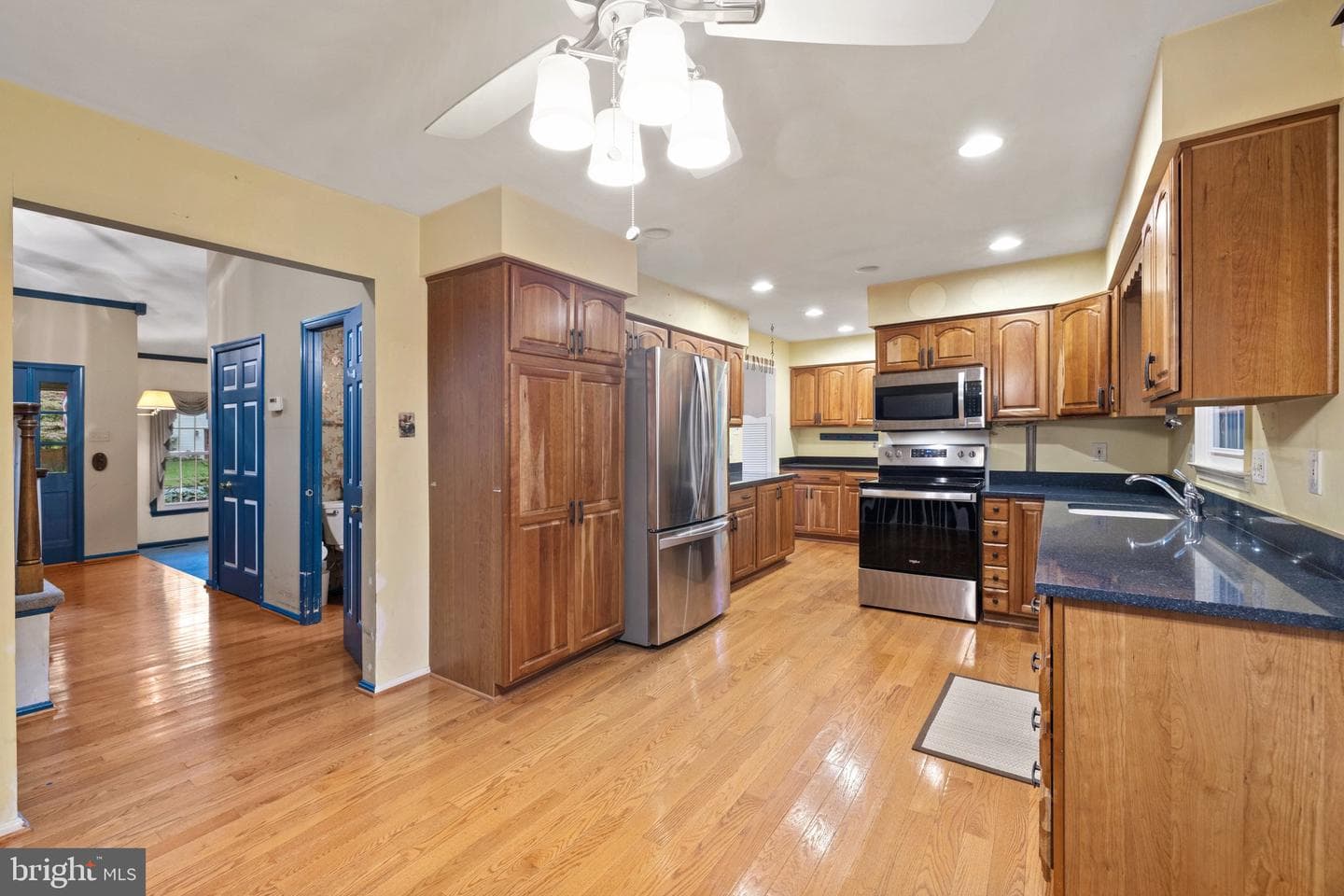 9866 Natick Road photo 23