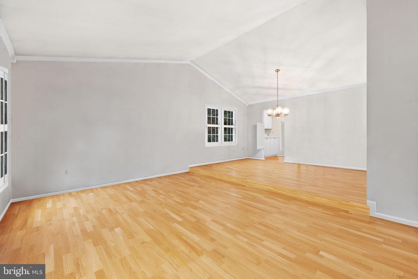 9866 Natick Road photo 9