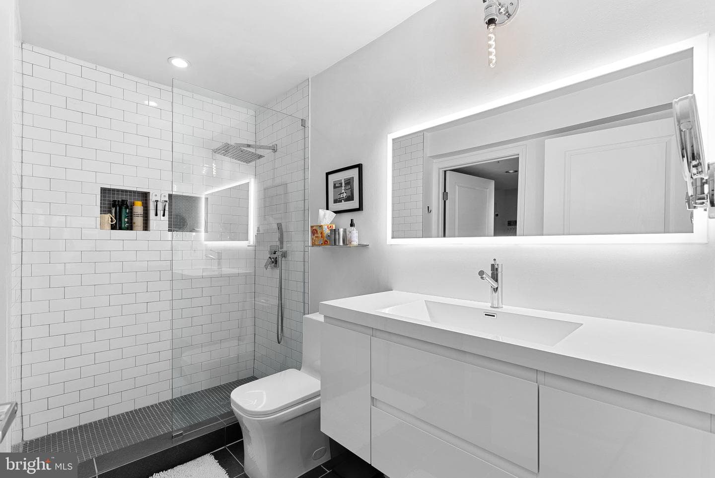 12000 Market Street #428 photo 29