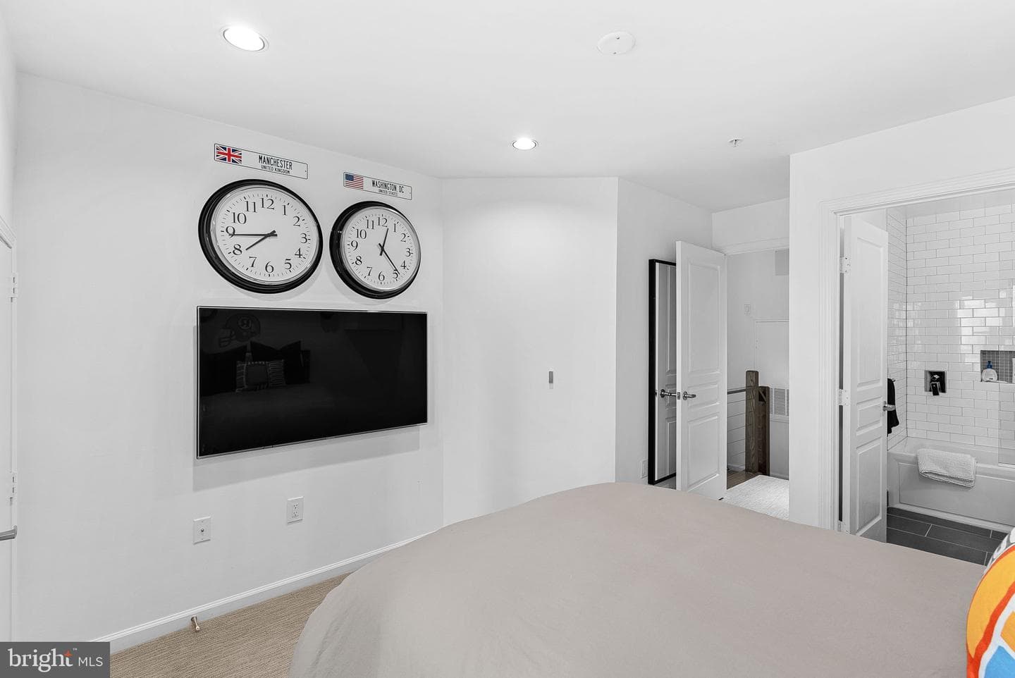 12000 Market Street #428 photo 32
