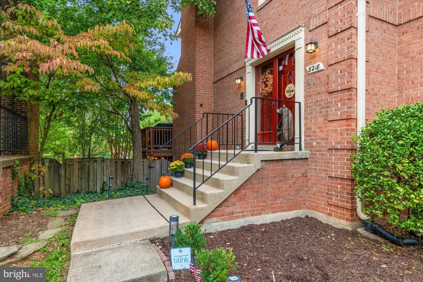 8218 La Faye Court photo 4