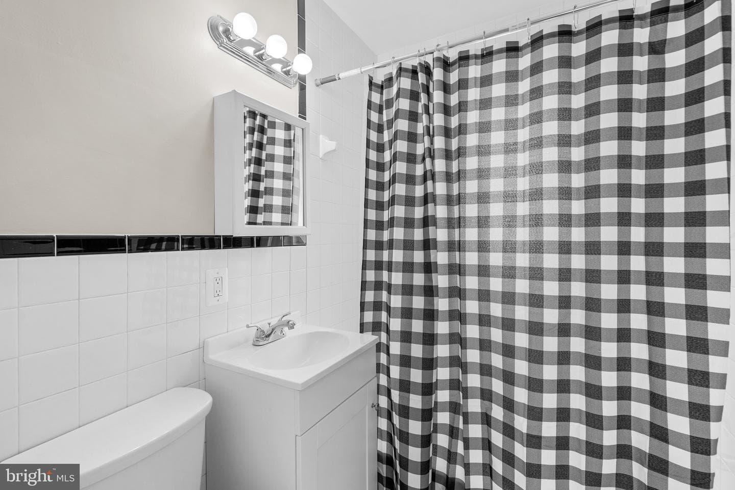 5652 Kathryn Street photo 13