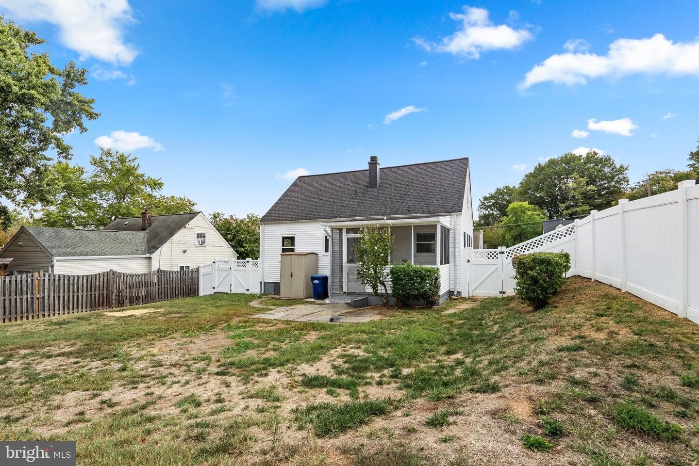 5652 Kathryn Street photo 23