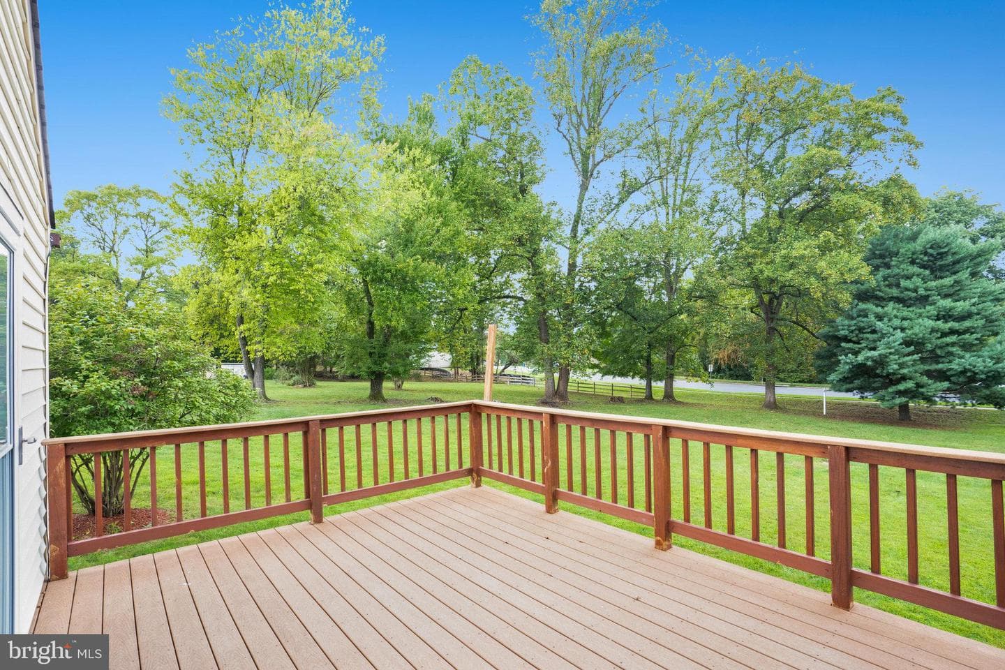 13826 Eames Avenue photo 31