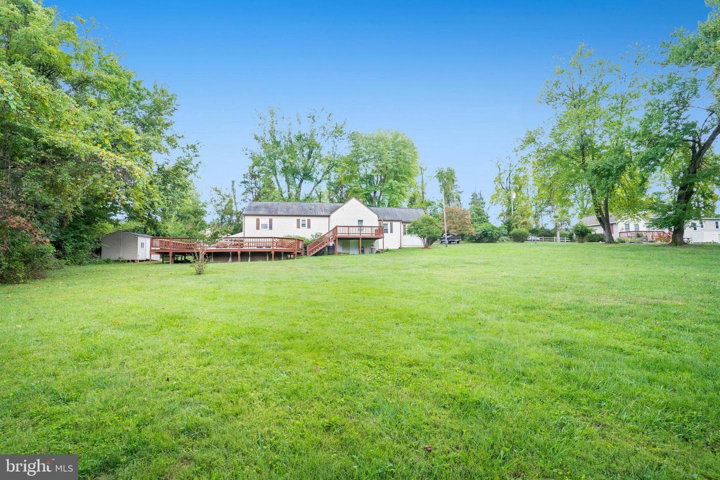 13826 Eames Avenue photo 34