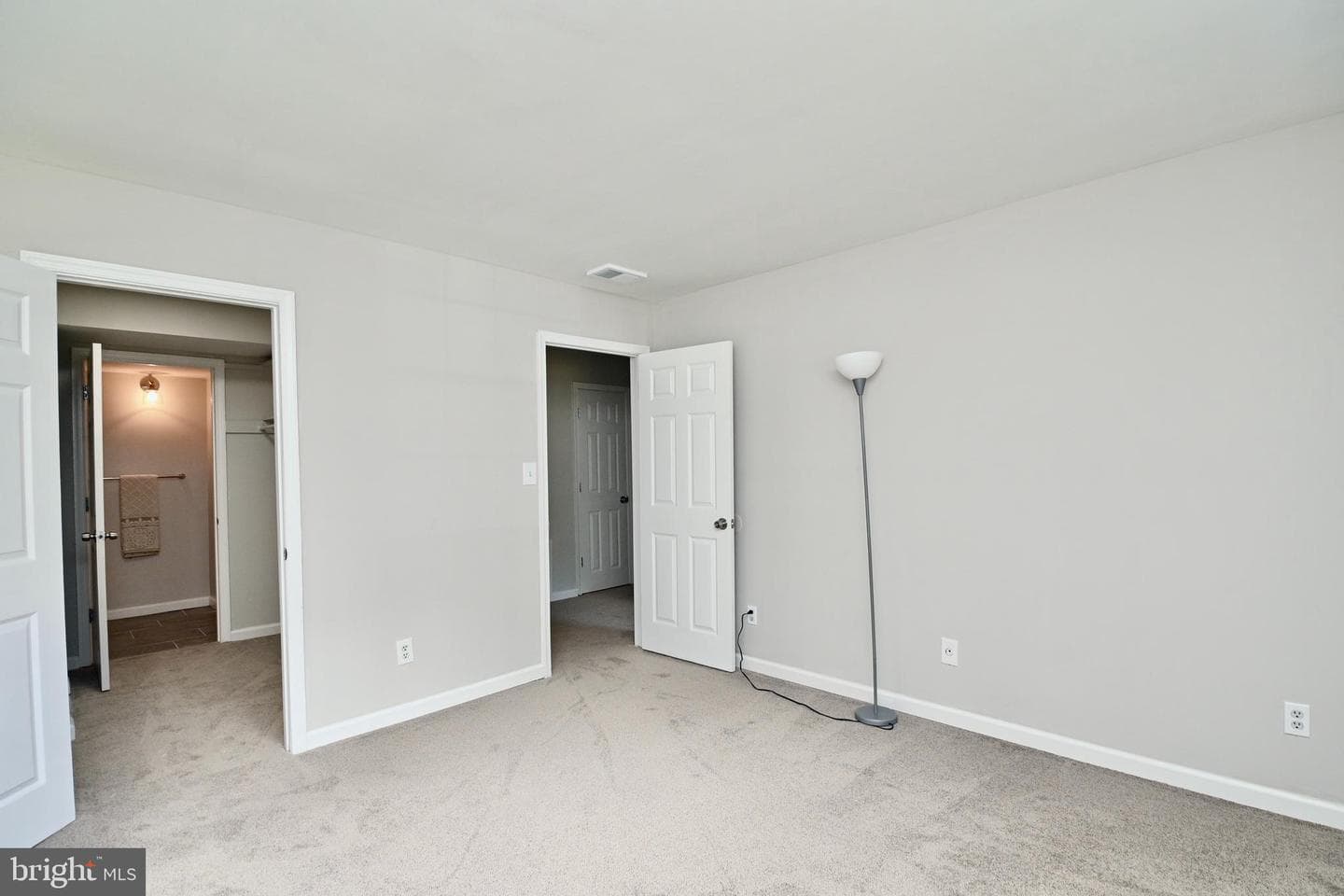 5904 Kingsford Road #414 photo 18