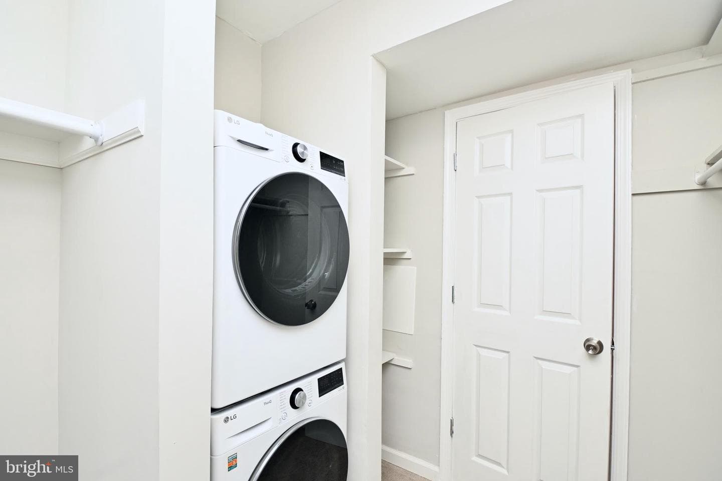 5904 Kingsford Road #414 photo 20
