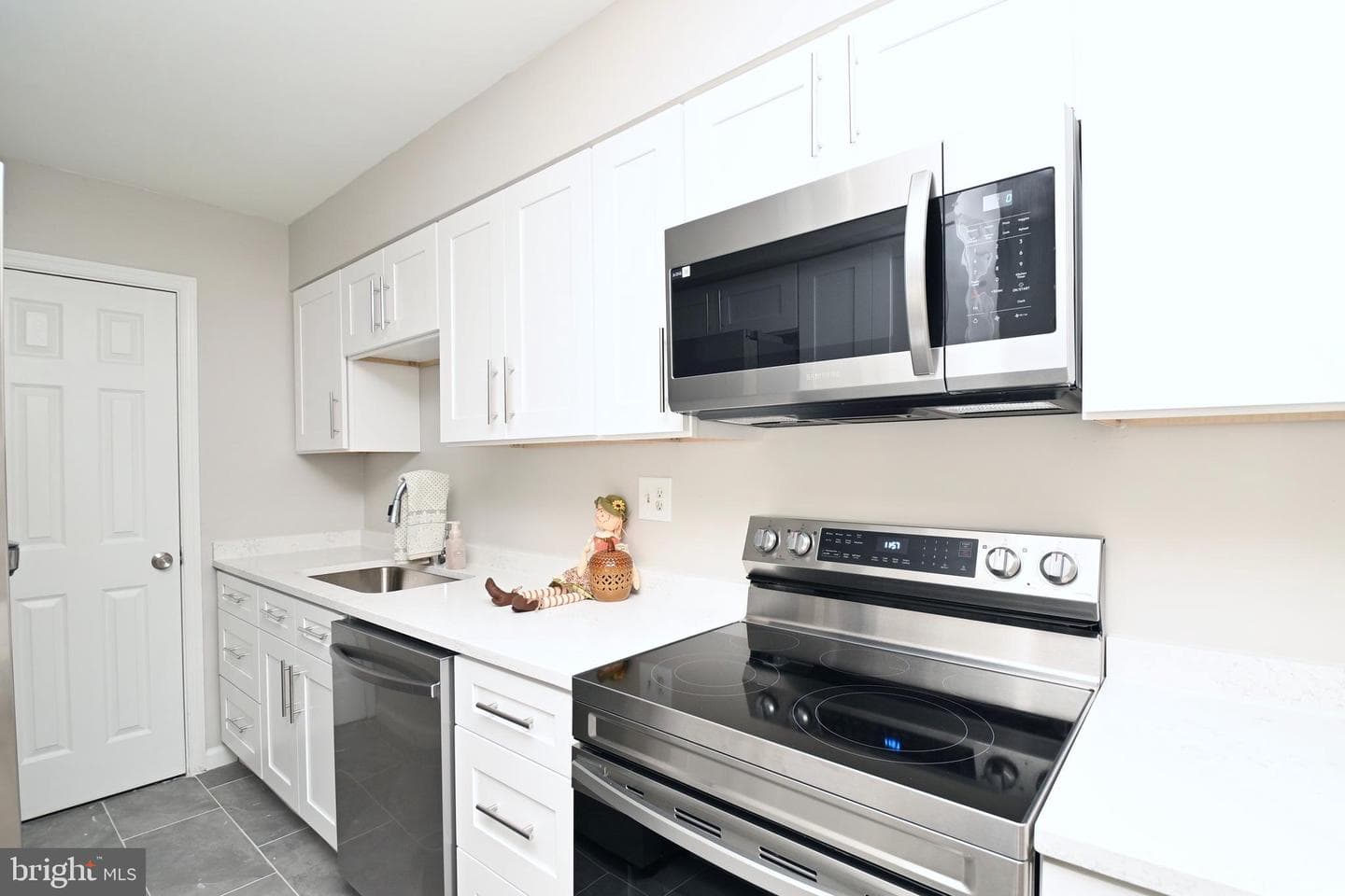 5904 Kingsford Road #414 photo 8