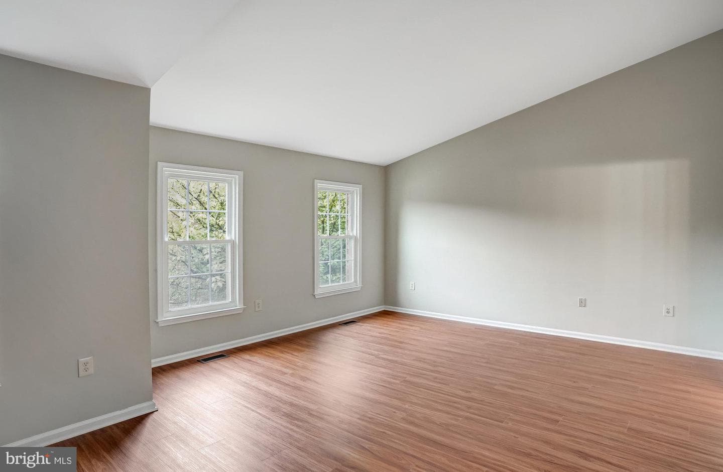 4012 Nicholas Court photo 20