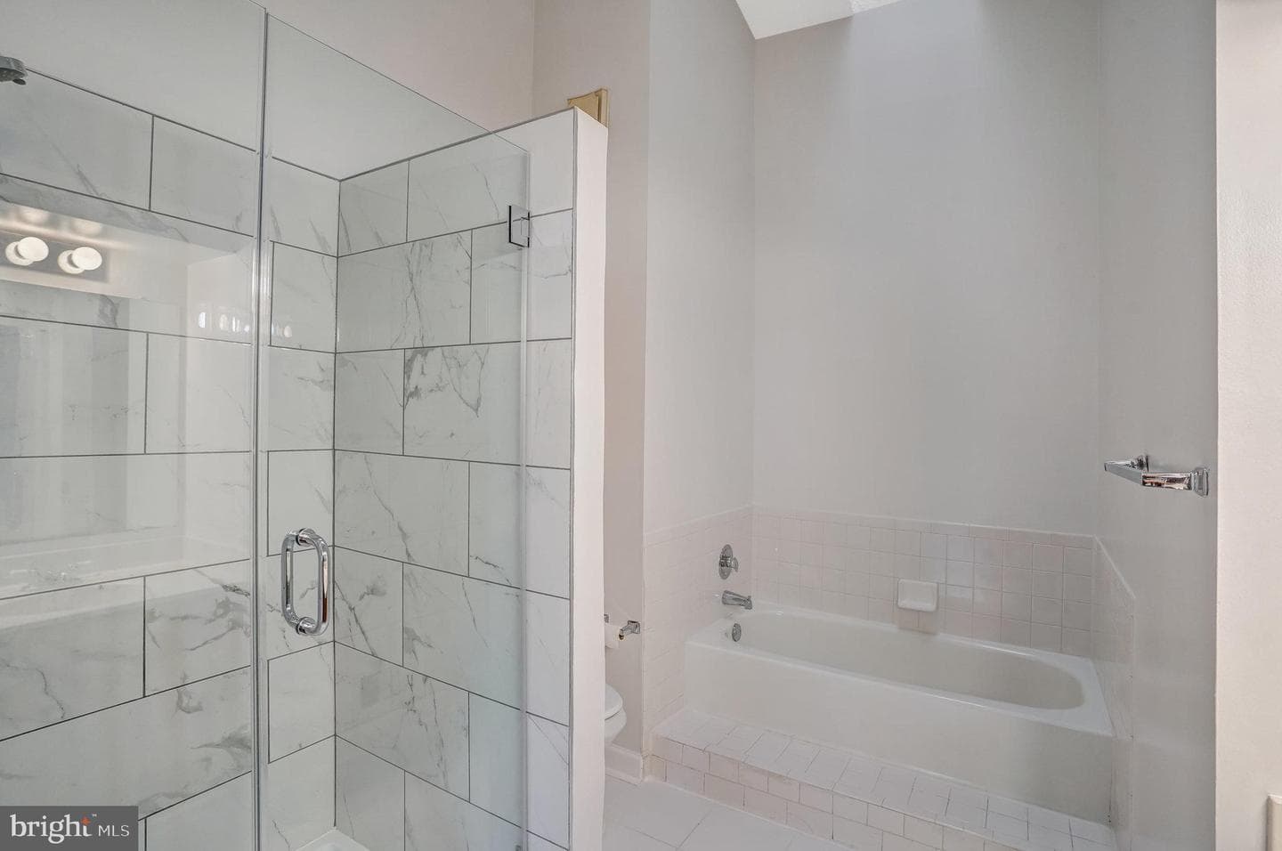 4012 Nicholas Court photo 23