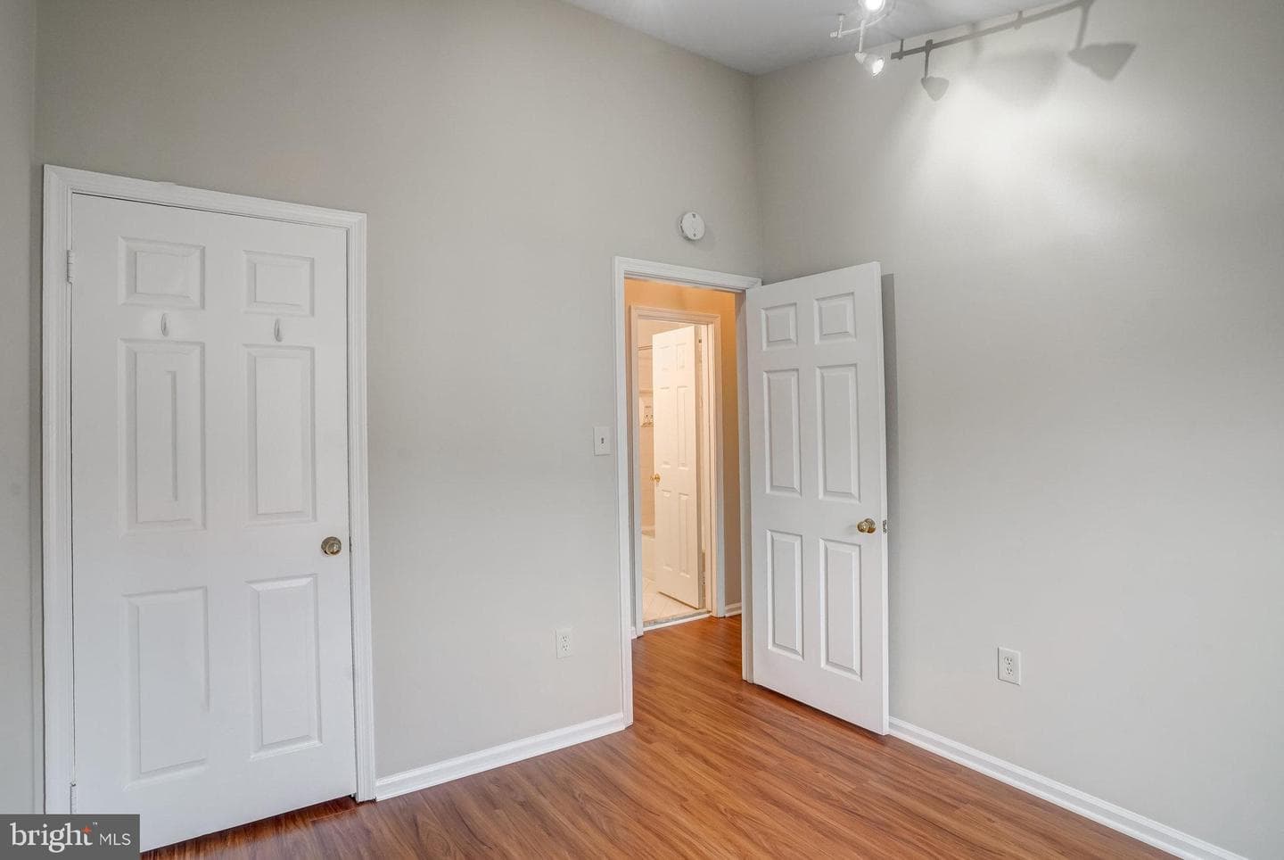 4012 Nicholas Court photo 25