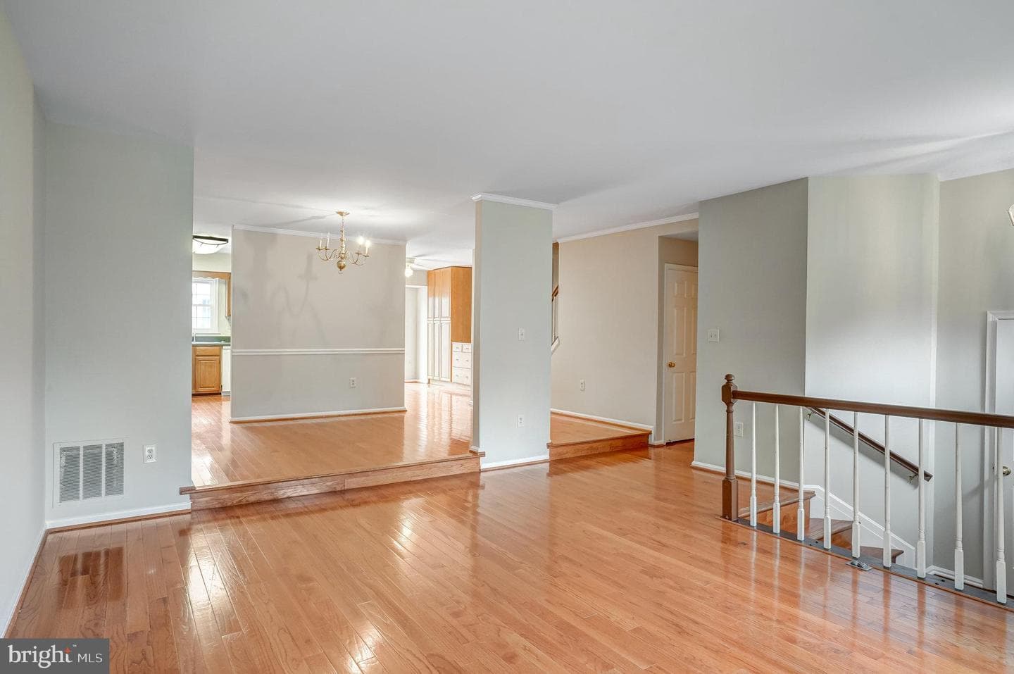 4012 Nicholas Court photo 7