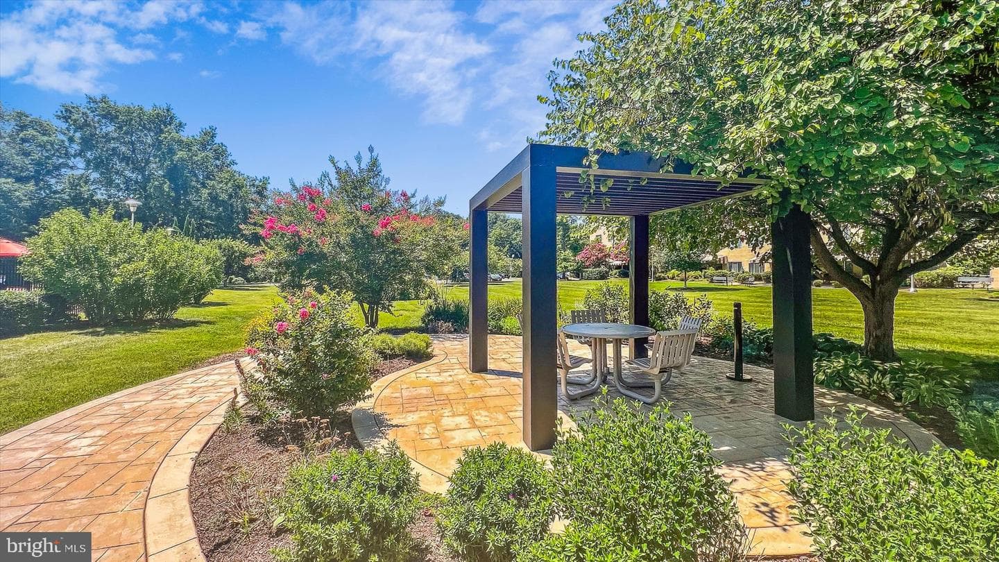 6641 Wakefield Drive #610 photo 28