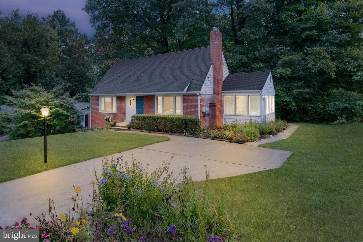 8517 Parliament Drive photo 43