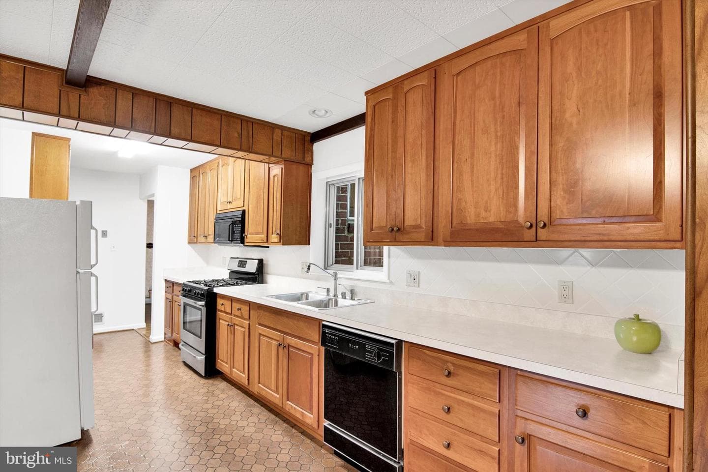 8517 Parliament Drive photo 9