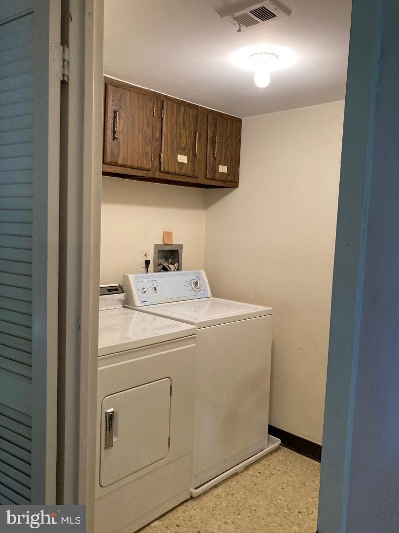 9708 Kingsbridge Drive #303 photo 11