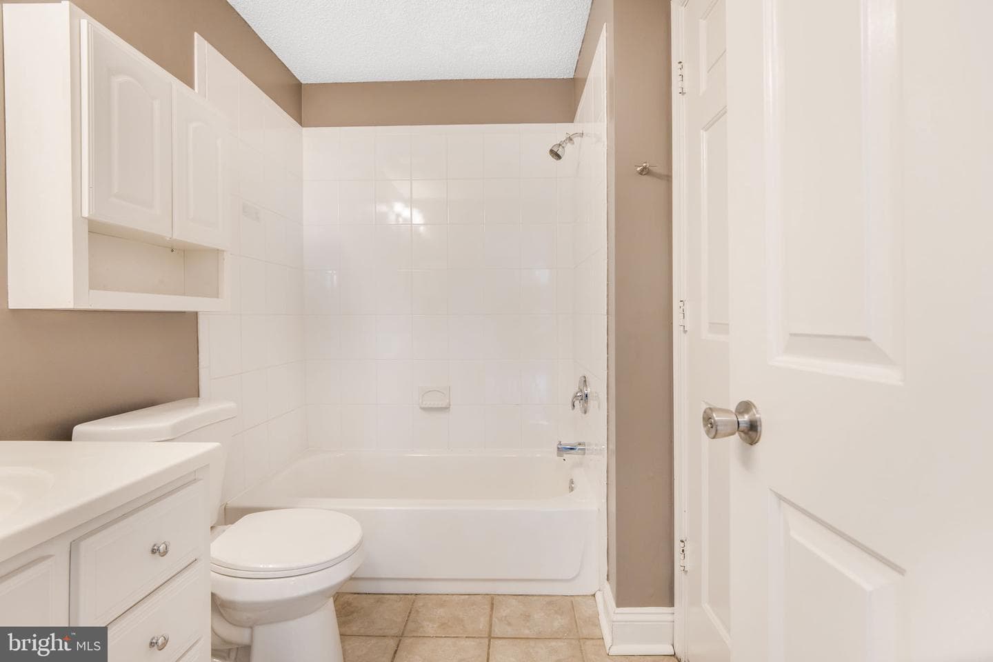 12113 Greenway Court #101 photo 10