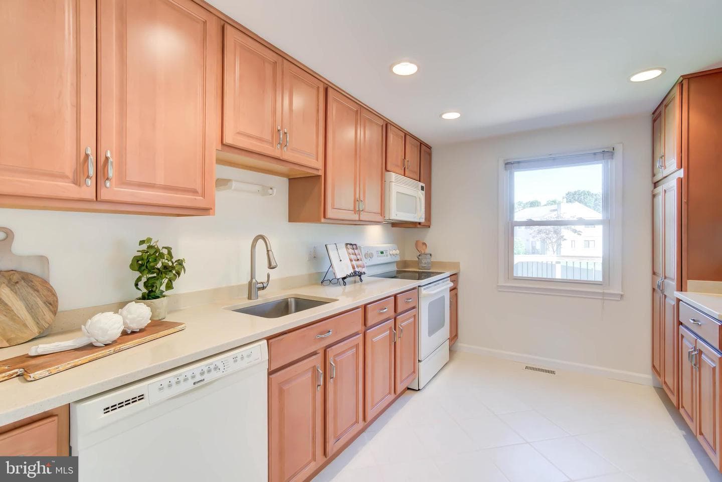 12727 Magna Carta Road photo 14