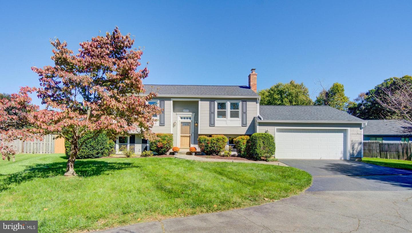 12727 Magna Carta Road photo 3