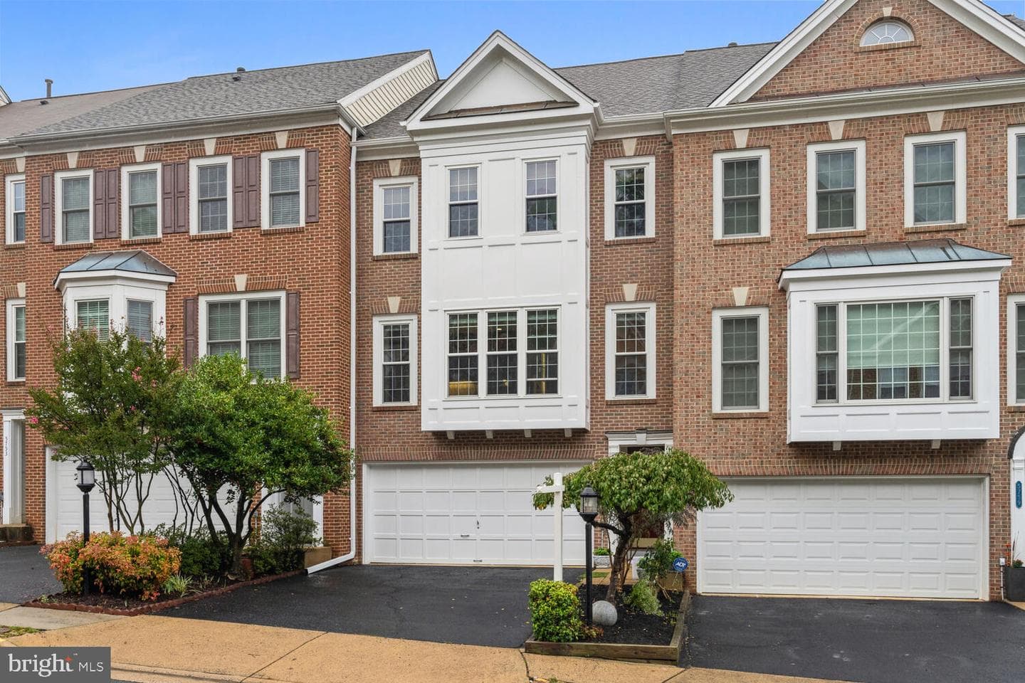 5757 Governors Pond Circle photo 2