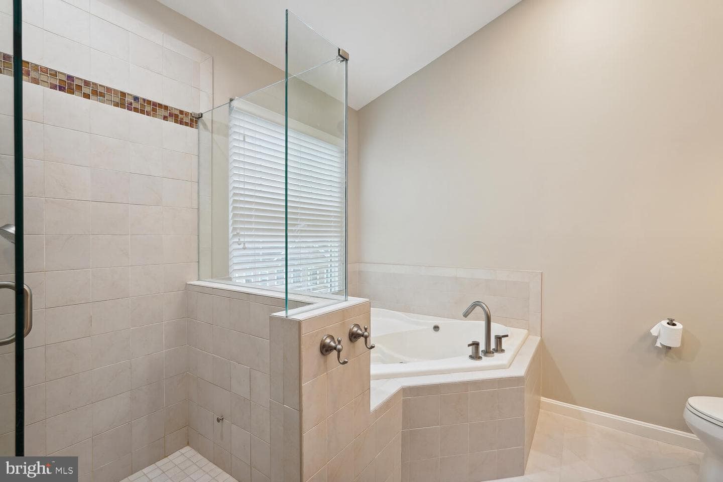 5757 Governors Pond Circle photo 9