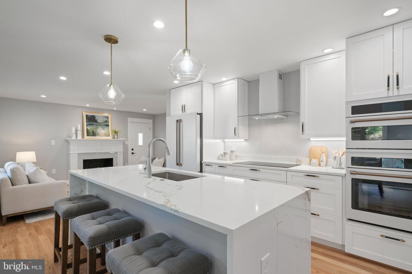 9516 Ferry Harbour Court photo 12