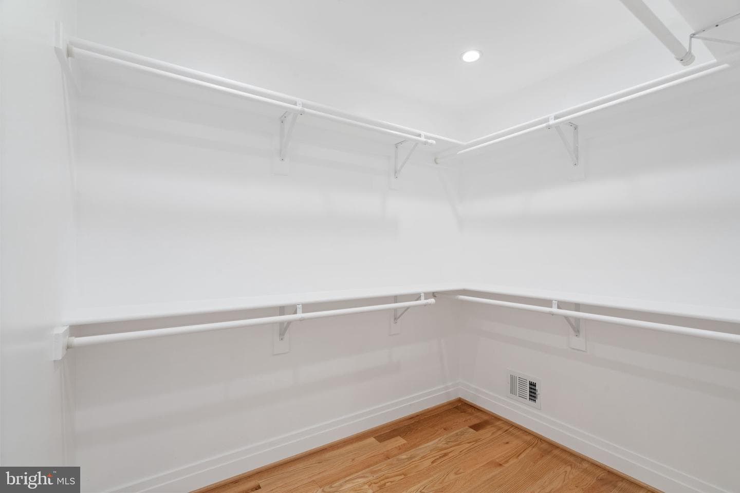9516 Ferry Harbour Court photo 30