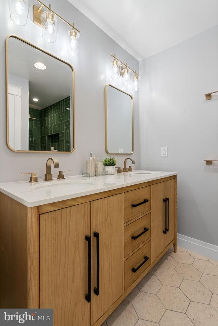 9516 Ferry Harbour Court photo 48