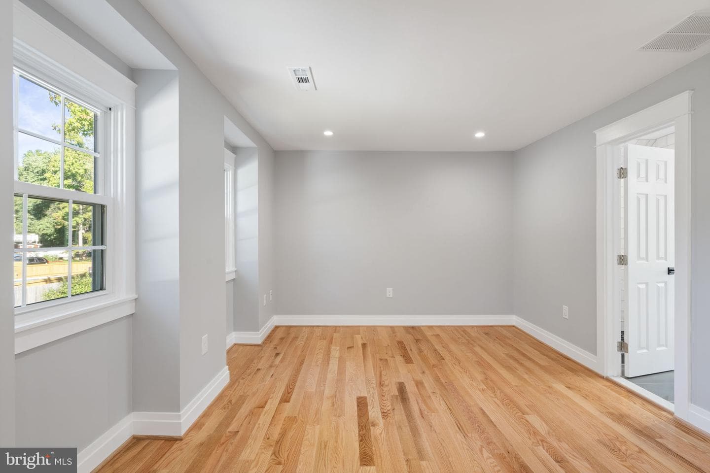 9516 Ferry Harbour Court photo 57