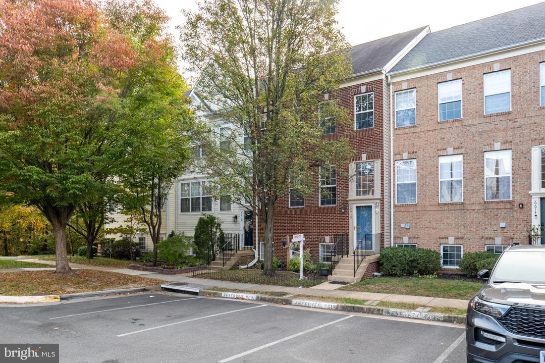 6616 Charles Green Square photo 2