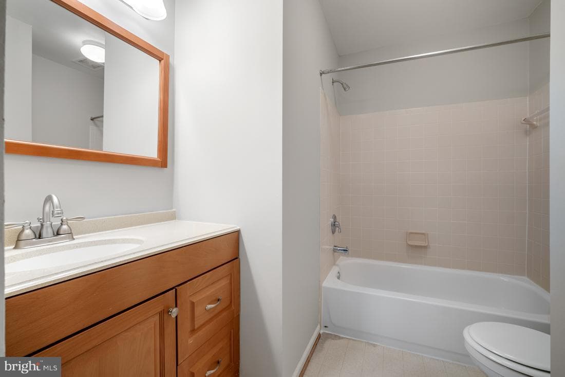 6616 Charles Green Square photo 32